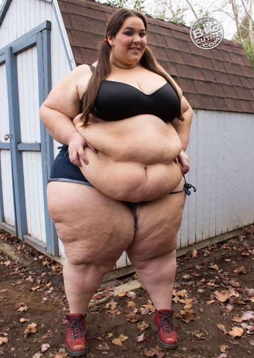 Fat Thigh Bbw Mature - Fat Ass BBW Amateur
