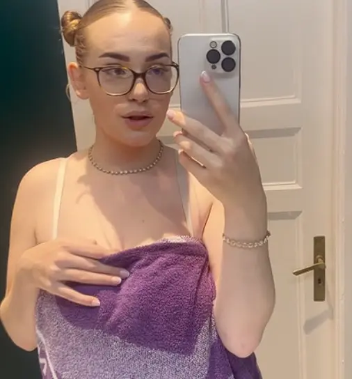 shaky boobs