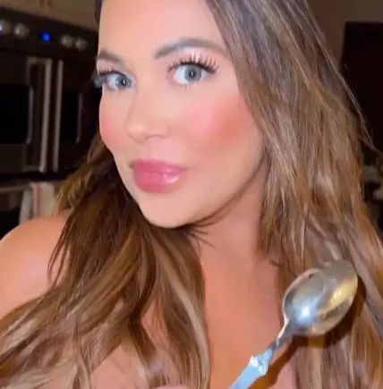 small tease vid