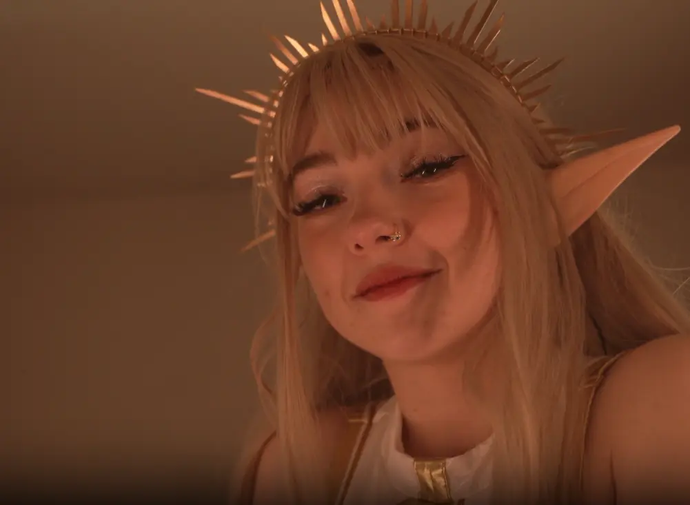  Soooo you decided to meet the elf cleric in the temple hmmm