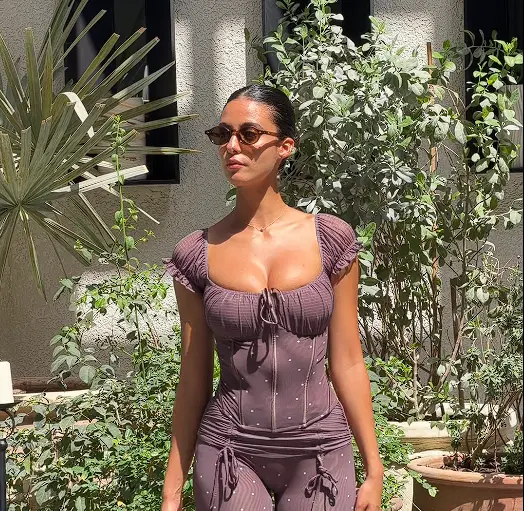tight dress (non nude)
