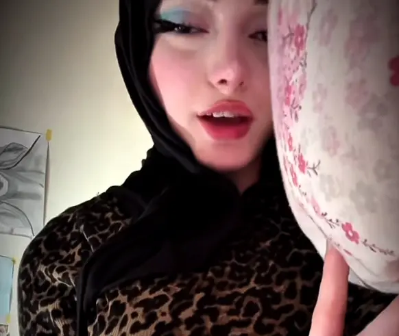 shaking her boobs (non nude)