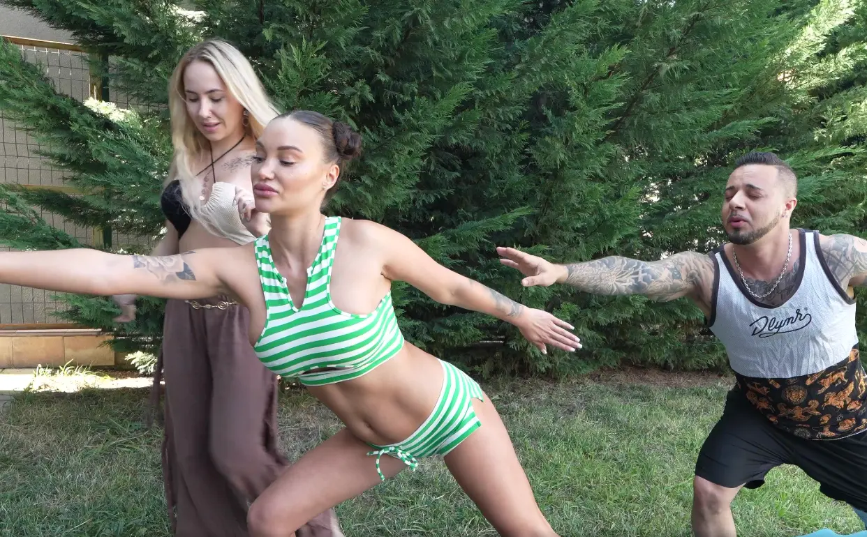  Monika Fox & Bella Mur (Is this really yoga)