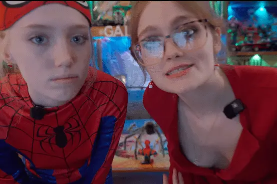 Behind the Scenes of Reviewing Spider-Man BND + Building Iron Spider-Man Bust!!​